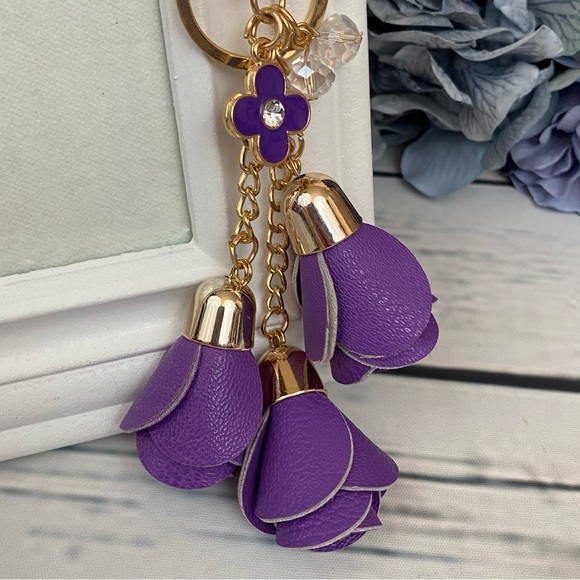 Purple Triple Rose Charm with Beads Keychain - Picture 5 of 14